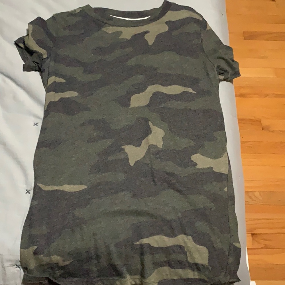 Women’s t shirt